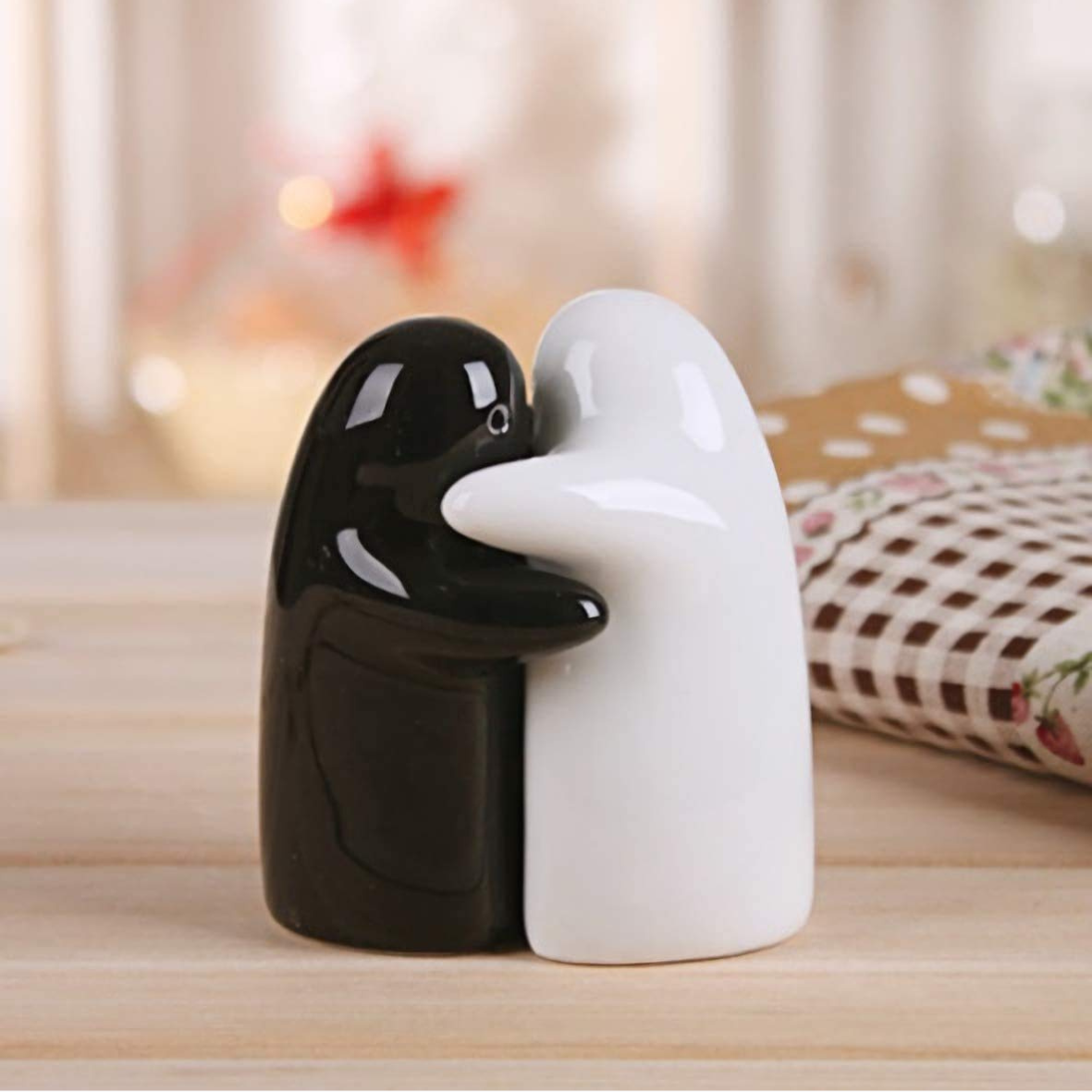 Salt And Pepper Dispenser