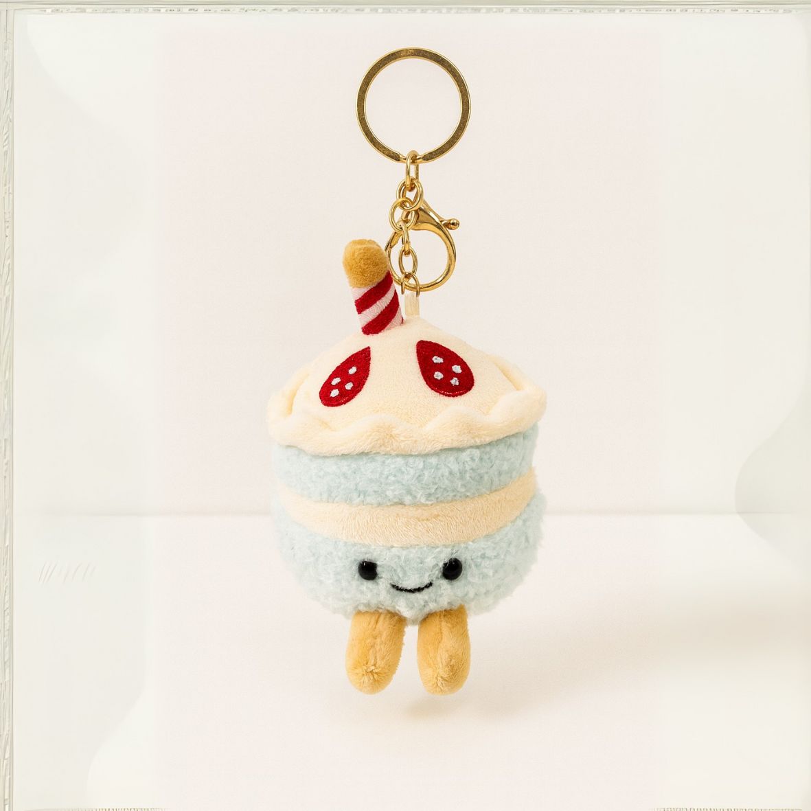 Bag charm cupcake