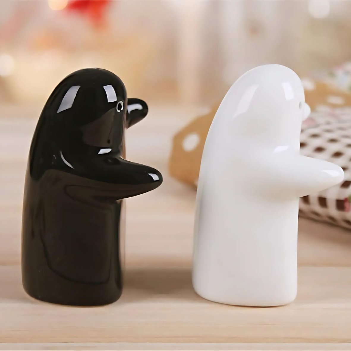 Salt And Pepper Dispenser